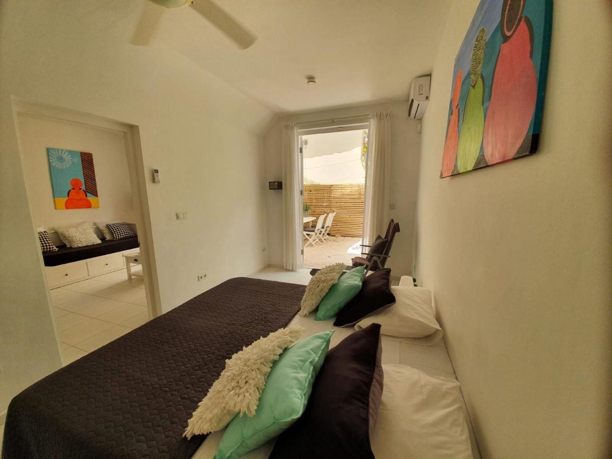 A2 Apartment Budget At Jan Thiel Curacao Екстер'єр фото